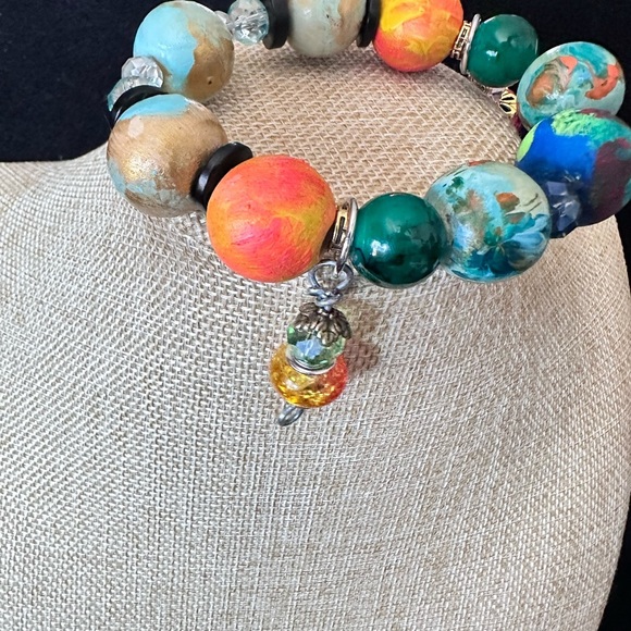 Artisan Handmade Multicolor Beaded Bracelet hand painted with handcrafted charms - Picture 4 of 10